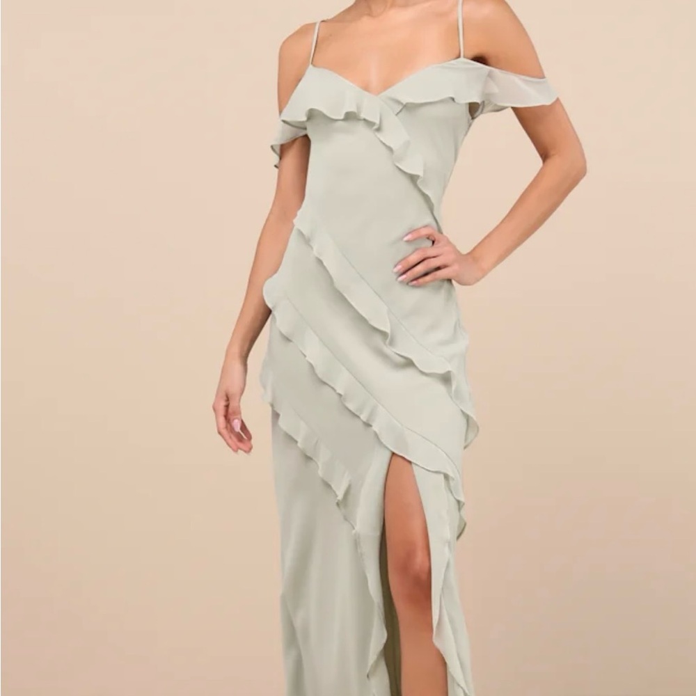 Lulu's Strapless Ruffle Dress in Light Green
